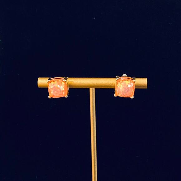 Coral Glitter Gold Studs Earrings NEW - Picture 1 of 2